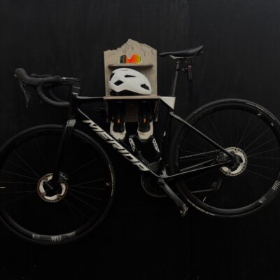 Dizajnový vešiak na bicykel Vrchár